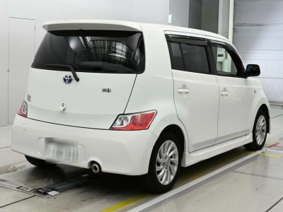 TOYOTA BB