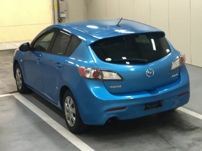 MAZDA AXELA SPORT