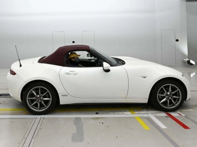 MAZDA ROADSTER