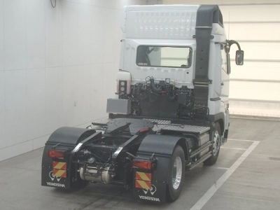 MITSUBISHI FUSO