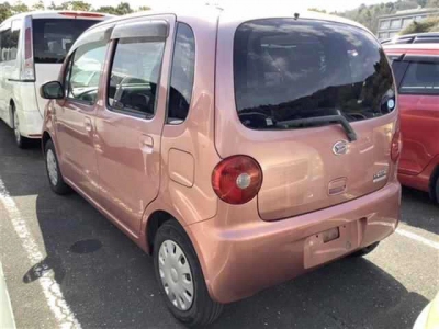 DAIHATSU MOVE LATTE
