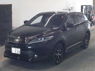 TOYOTA HARRIER
