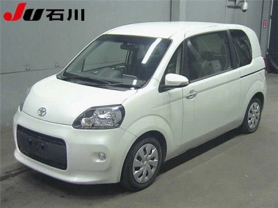 TOYOTA PORTE