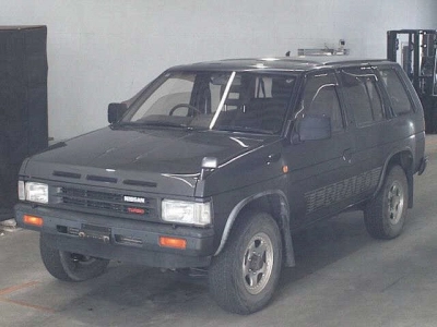NISSAN TERRANO