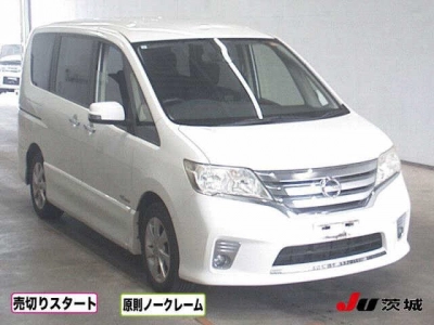 NISSAN SERENA