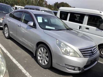 NISSAN TEANA