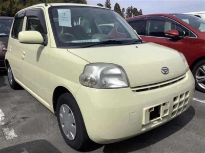 DAIHATSU ESSE