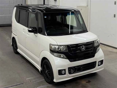 HONDA N BOX CUSTOM