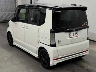 HONDA N BOX CUSTOM