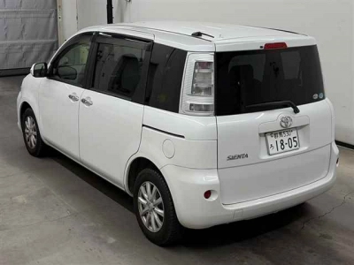 TOYOTA SIENTA