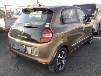 RENAULT TWINGO