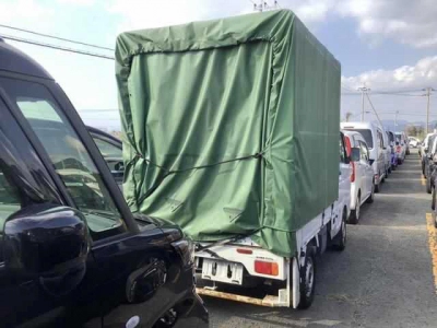 NISSAN CLIPPER TRUCK