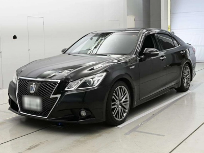 TOYOTA CROWN HYBRID