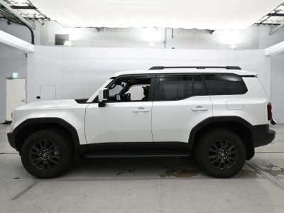 TOYOTA LAND CRUISER 250