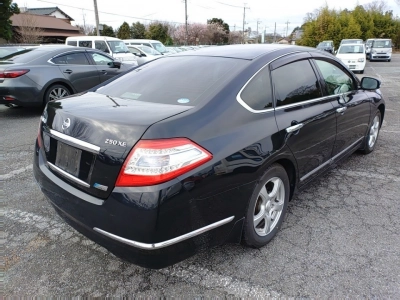 NISSAN TEANA