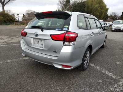 TOYOTA COROLLA FIELDER