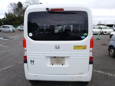 HONDA N-VAN