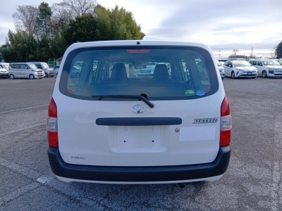 TOYOTA SUCCEED WAGON