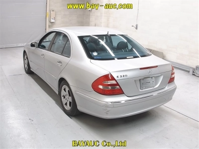 MERCEDES BENZ E CLASS