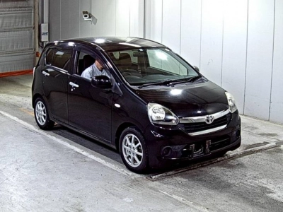 TOYOTA PIXIS EPOCH