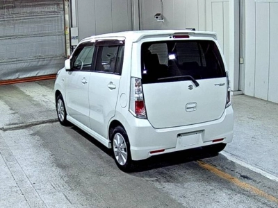 SUZUKI WAGON R STINGRAY