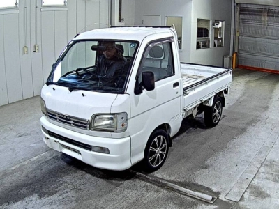 DAIHATSU HIJET TRUCK
