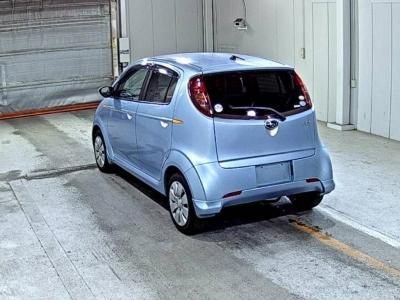 SUBARU R2