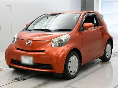 TOYOTA IQ