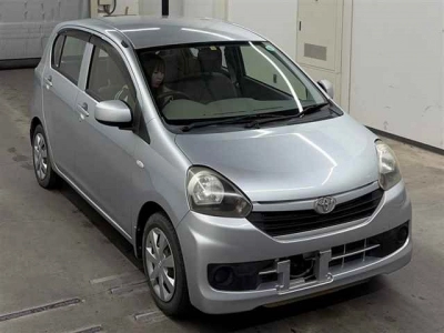 TOYOTA PIXIS EPOCH