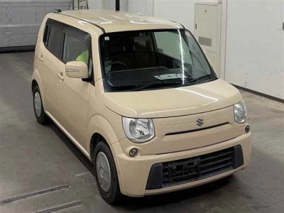 SUZUKI MRWAGON