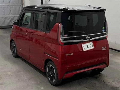 NISSAN ROOX