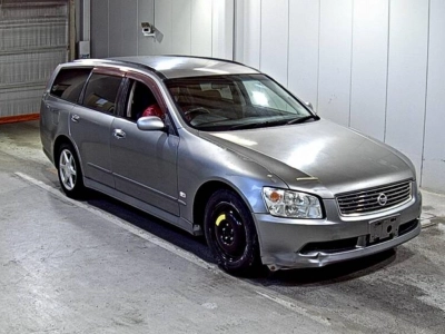 NISSAN STAGEA