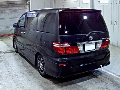 TOYOTA ALPHARD V