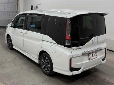 HONDA STEPWGN SPADA