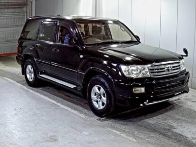 TOYOTA LAND CRUISER 100