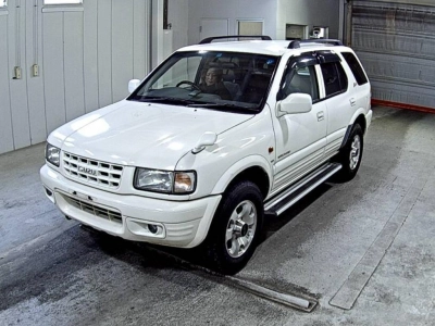 ISUZU WIZARD