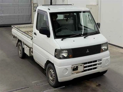 MITSUBISHI MINICAB TRUCK