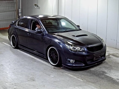 SUBARU LEGACY B4