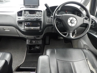 MITSUBISHI DELICA SPACE GEAR