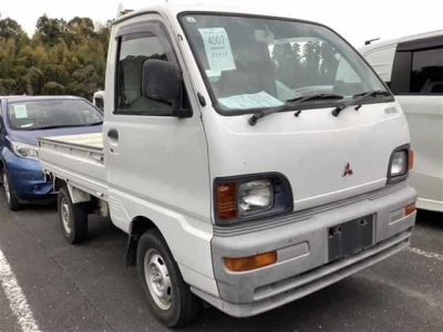 MITSUBISHI MINICAB TRUCK