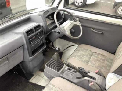 MITSUBISHI MINICAB TRUCK