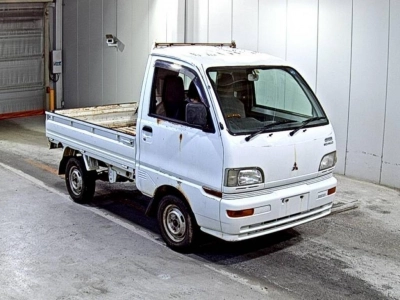 MITSUBISHI MINICAB TRUCK