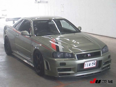 NISSAN SKYLINE