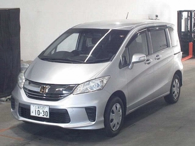 HONDA FREED