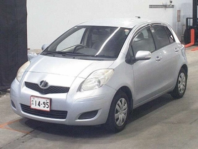 TOYOTA VITZ