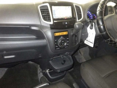 MITSUBISHI DELICA D:2