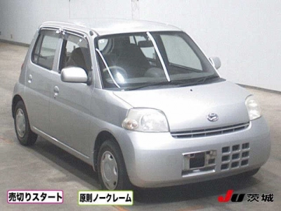 DAIHATSU ESSE