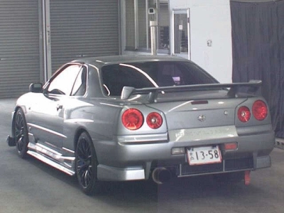 NISSAN SKYLINE
