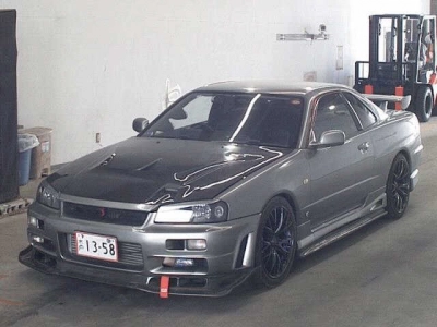 NISSAN SKYLINE