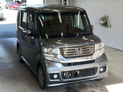 HONDA N BOX CUSTOM